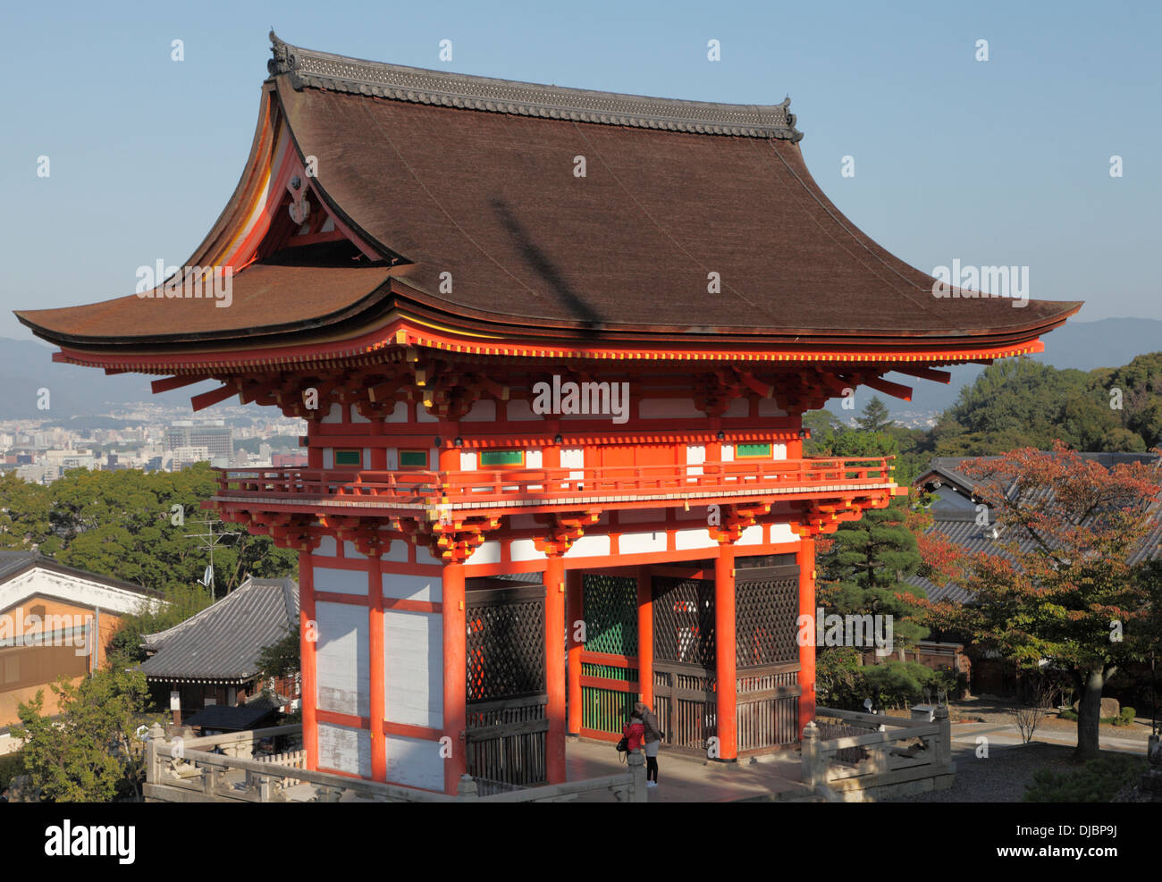 Le Japon, Kyoto, le Temple Kiyomizu-dera, nio-mon Porte, Banque D'Images