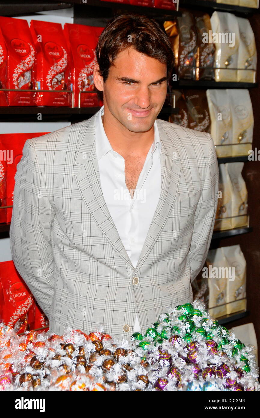 Roger Federer Premium Lindt Lindt chocolat party au magasin de la Cinquième  Avenue New York City, USA - 23.08.12 Photo Stock - Alamy