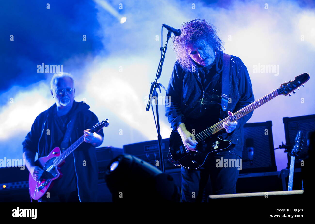 Robert Smith de The Cure Leeds Festival 2012 tenue à Bramham Park - Performances - Jour 2 West Yorkshire, Angleterre Banque D'Images