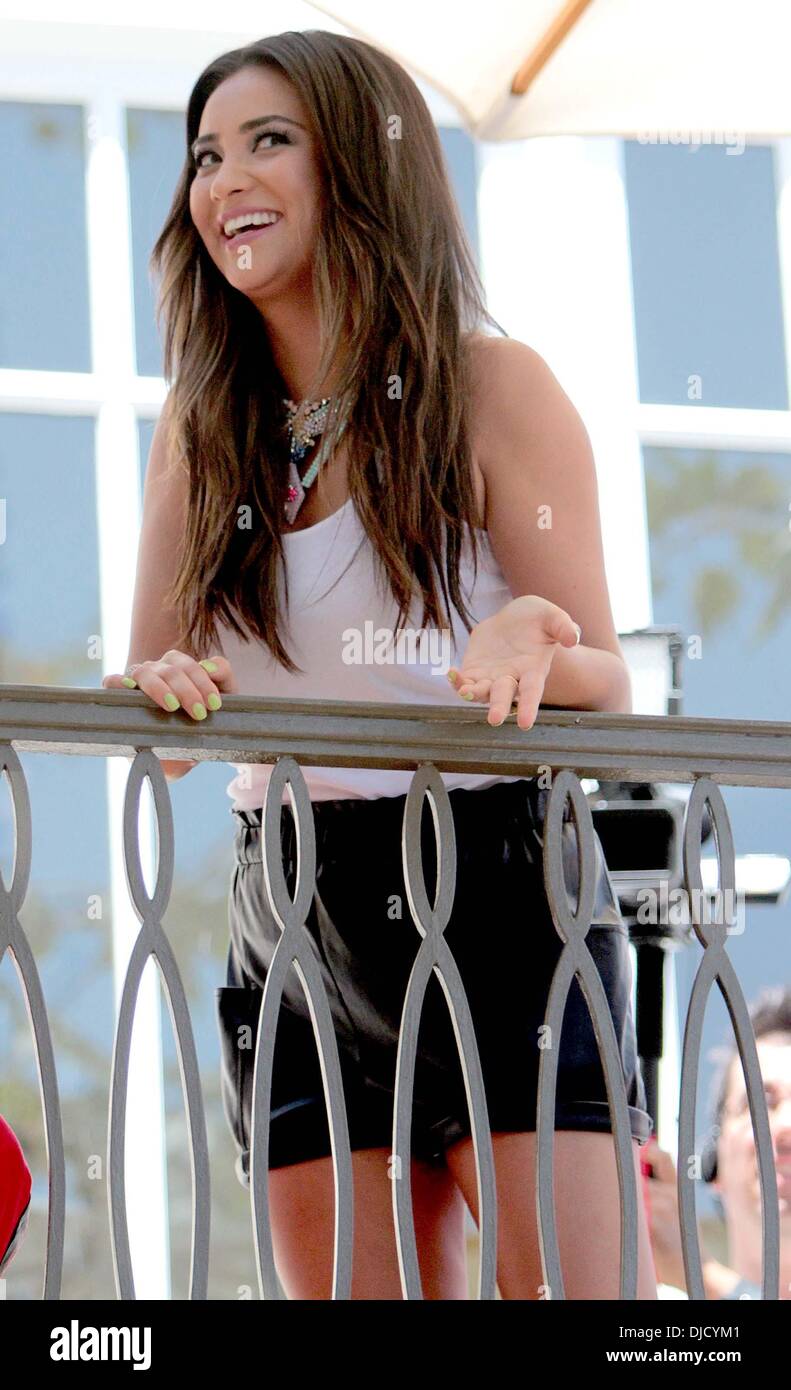 Shay Mitchell à un Teen Vogue's 'Événement' La rentrée scolaire au Grove de Los Angeles, Californie - 11.08.12 Banque D'Images