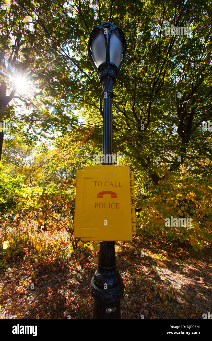 Appel de la police fort, Central Park, New York City, États-Unis d'Amérique. Banque D'Images