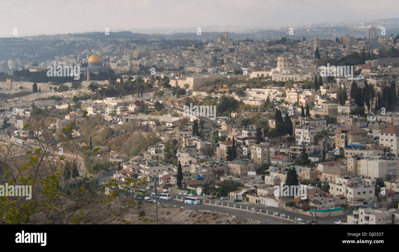 Vue sur Jérusalem, Israël, montrant le Dôme du rocher sur le mont du Temple,. Banque D'Images