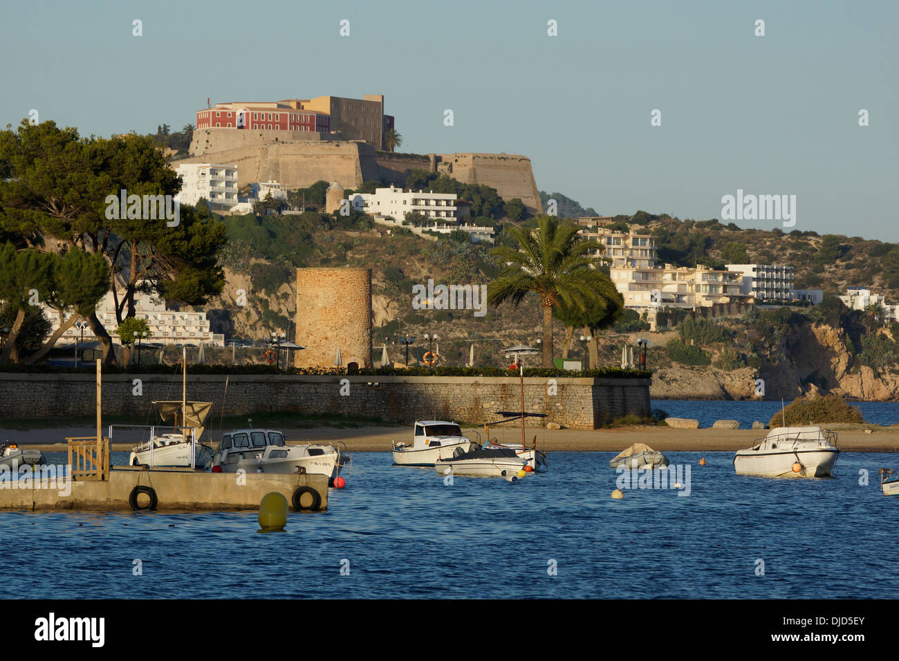 Vue sur dalt Vila (vieille ville), la ville d'ibiza, Ibiza, ESPAGNE Banque D'Images