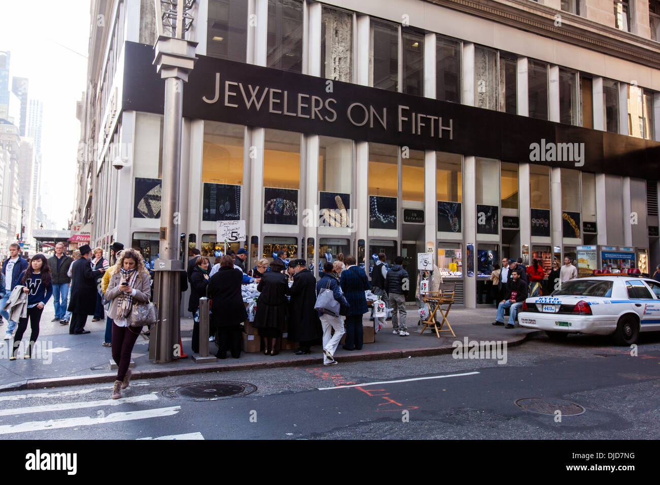 Les bijoutiers de cinquième, Cinquième Avenue, New York City, États-Unis d'Amérique. Banque D'Images
