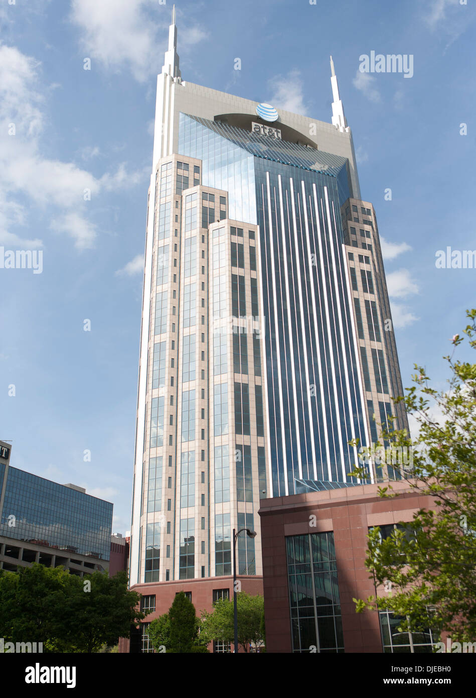 L'AT&T building au centre-ville de Nashville, Tennessee. Il est surnommé le bâtiment de Batman à cause des antennes 1. Banque D'Images