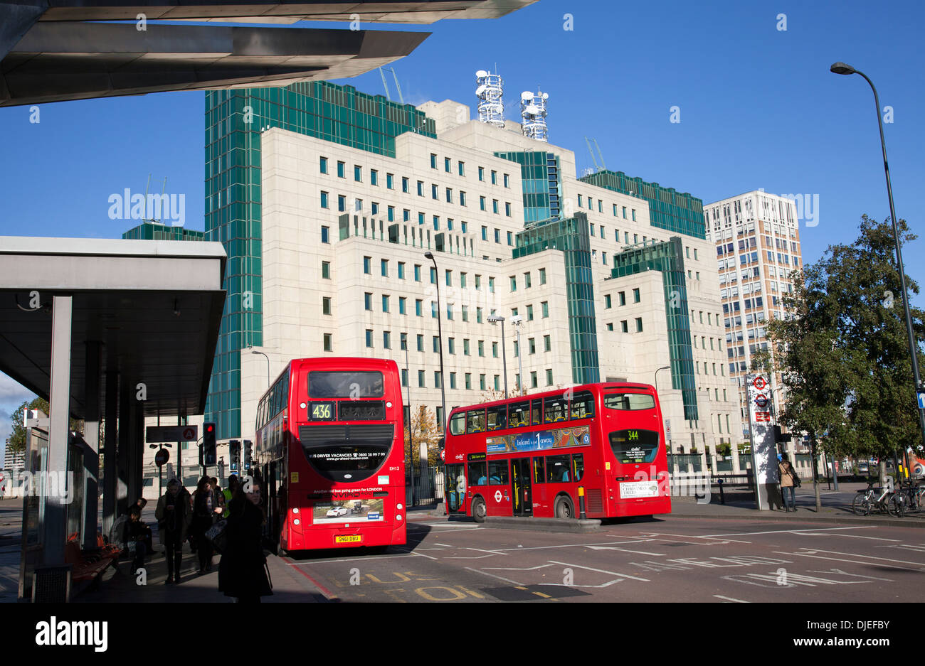 MI6 Building à Vauxhall - London UK Banque D'Images