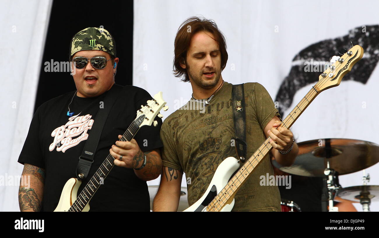 Chris Robertson et John Lawson Black Stone Cherry live Hard Rock appelant à Hyde Park - Jour 1 Londres, Angleterre - 13.07.12 Banque D'Images