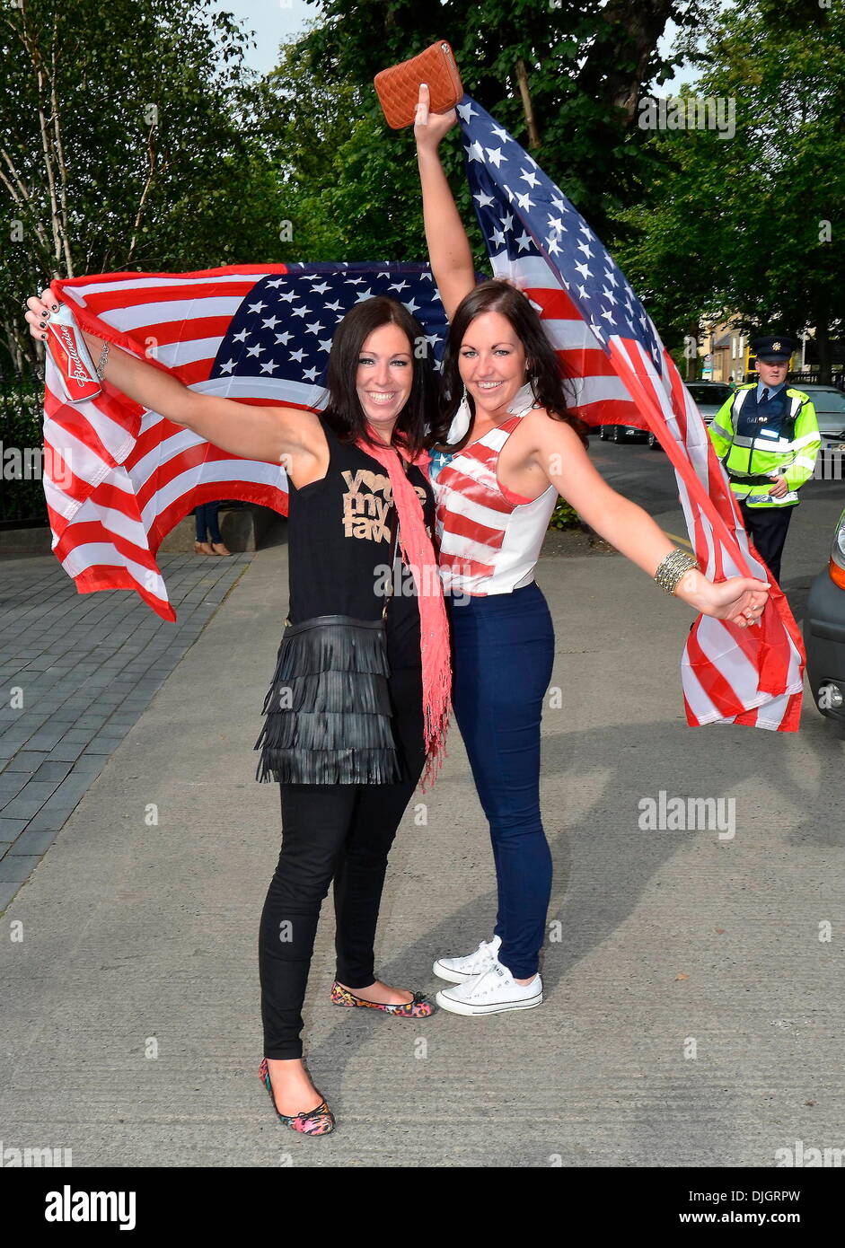 Fans arrivent à la Bruce Springsteen concert au RDS de Dublin, Irlande -  17.07.12 Photo Stock - Alamy