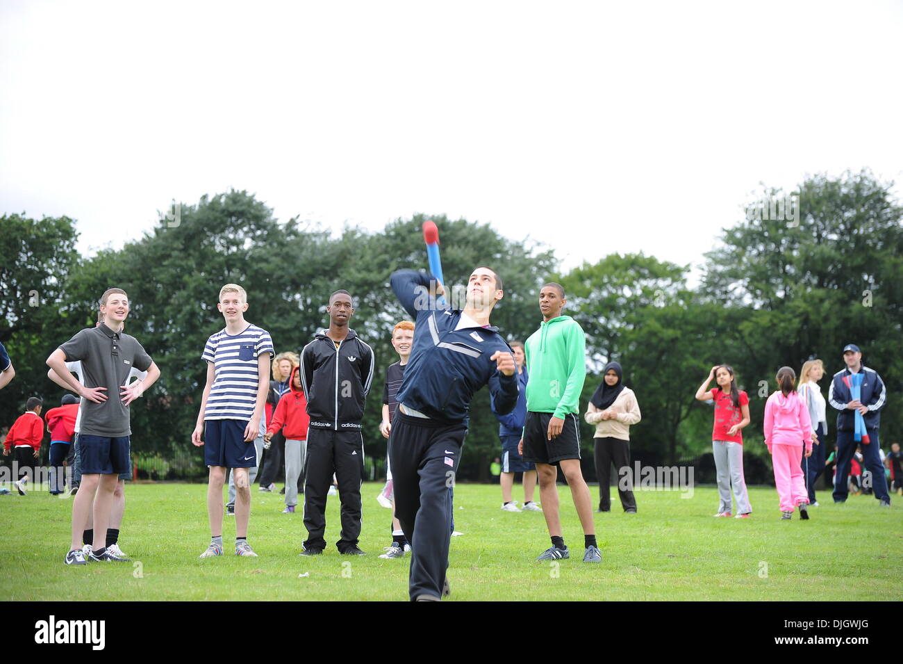 Visiodirect Handball Mousse En PVC - Diamètre 15 Cm - Poids 105 G