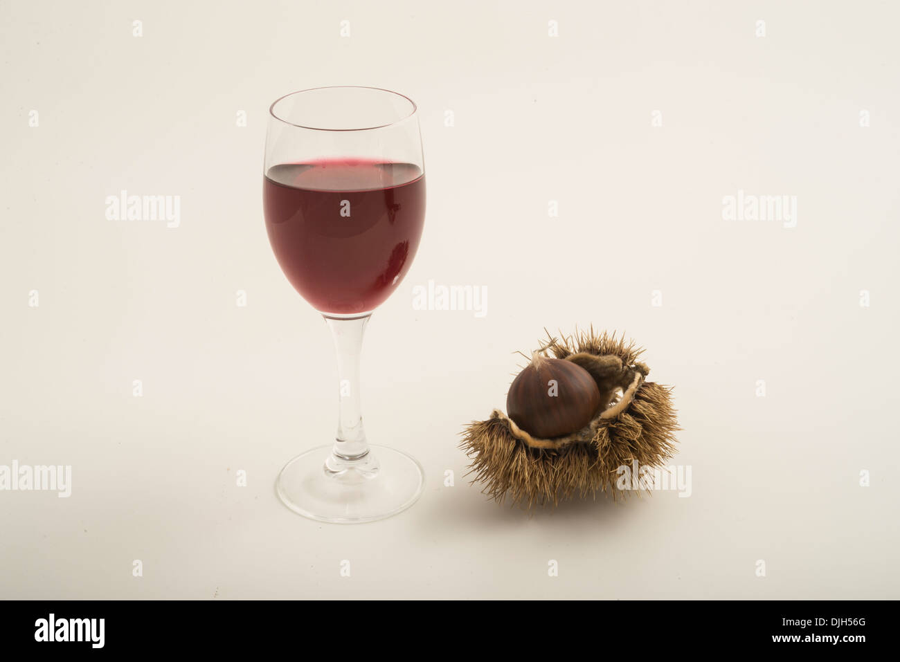 Vin rouge et marron en automne Banque D'Images