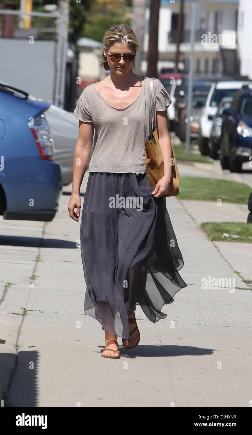 Ali Larter vu dehors et à propos de Los Angeles, Californie - 23.05.12 Banque D'Images