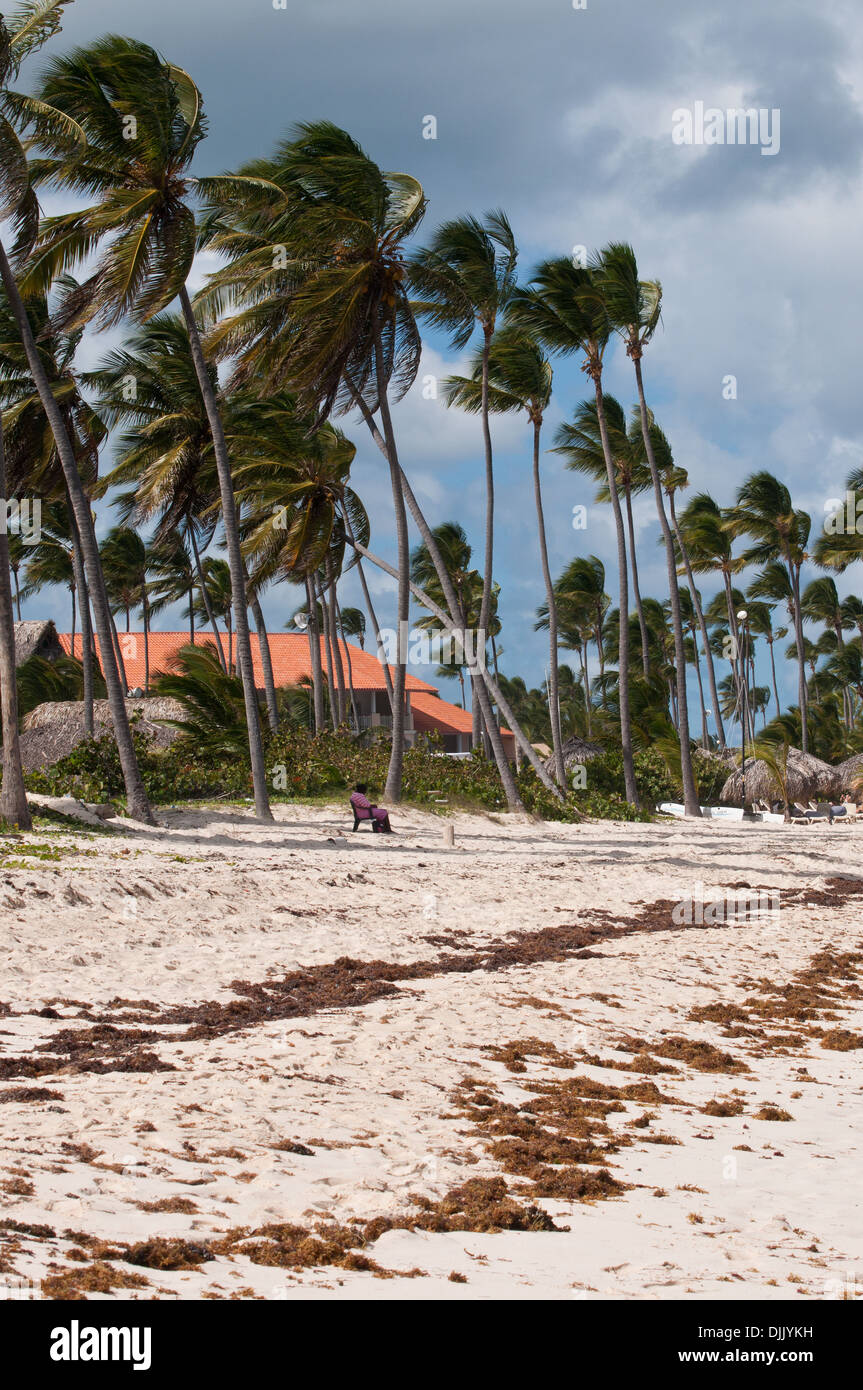 Une femme à la plage. Rebublica Dominicana. Banque D'Images