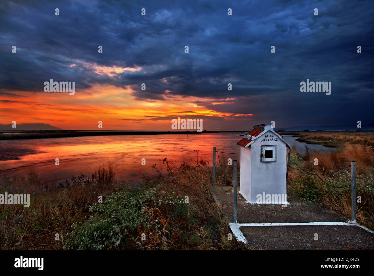 Coucher de soleil sur le delta de la rivière Evros, Thraki (Thrace), Grèce. Banque D'Images