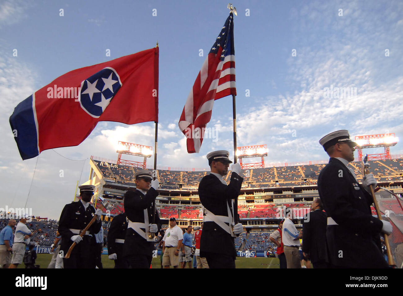 Septembre 02, 2010 - Nashville, Tennessee, United States of America - Partie de l'avant-match. Les TItans vaincre la Nouvelle Orleans Saints 27 à 24 dans le match pré-saison au LP Field de Nashville, Tennessee. (Crédit Image : © Bryan Hulse/global/ZUMApress.com) Southcreek Banque D'Images