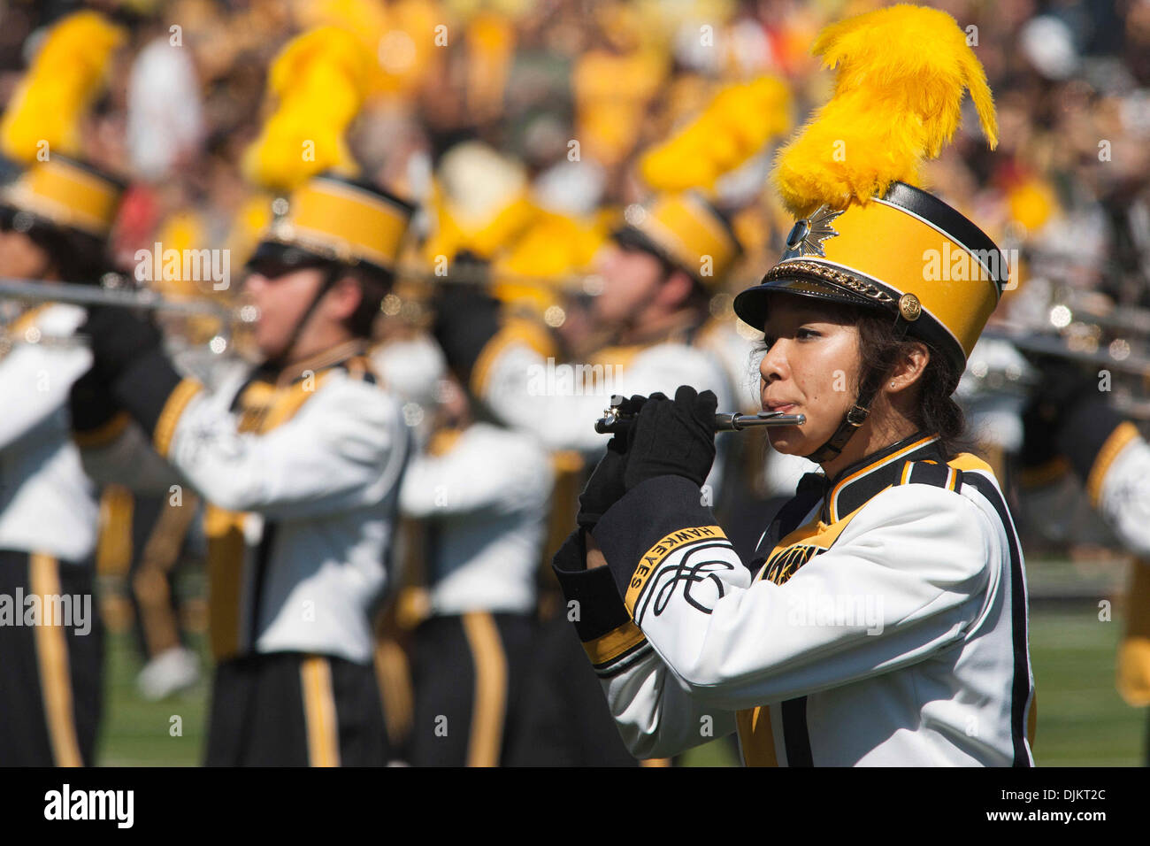 11 septembre 2010 - Iowa City, Iowa, United States of America - l'Université de l'Iowa Marching Band joue avant le début de la big Iowa, Iowa State NCAA Football jeu sur 11 septembre 2010, à Stade Kinnick en Iowa, City, IA (crédit Image : © Louis Brems/ZUMApress.com) Southcreek/mondial Banque D'Images