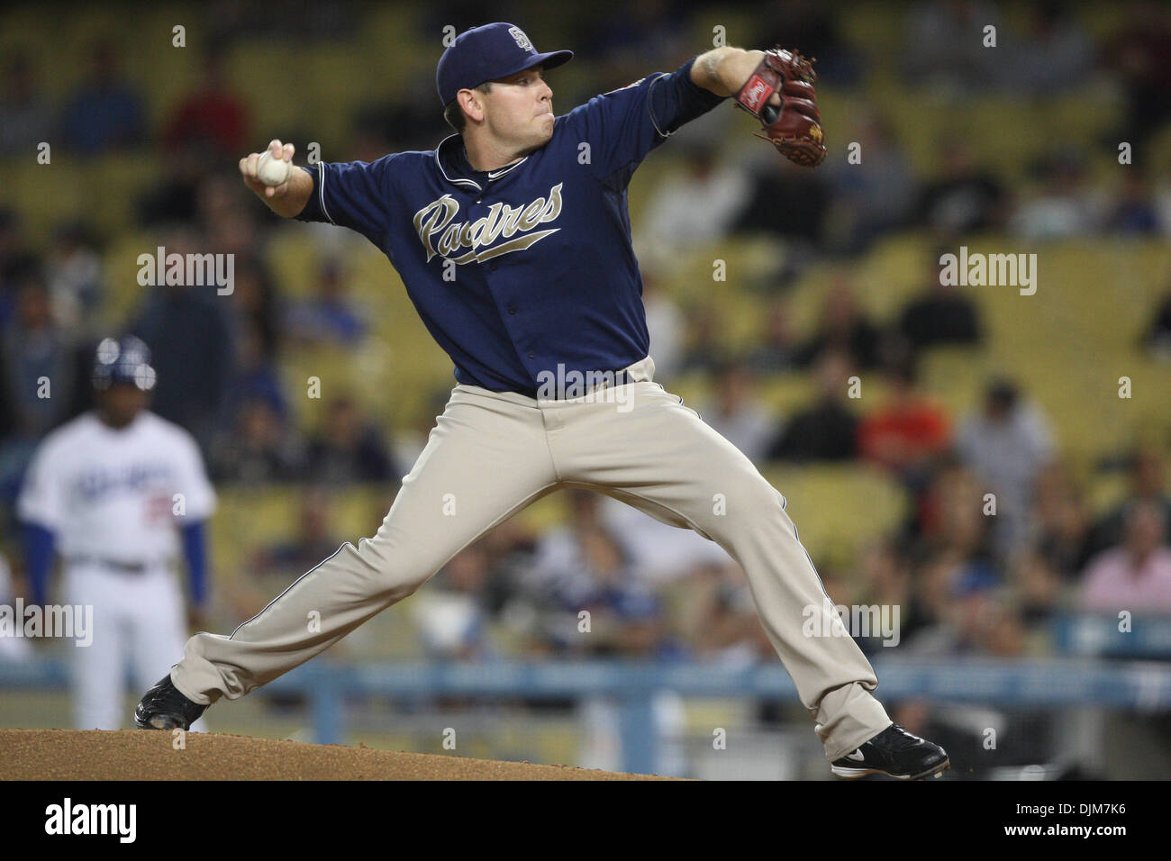 22 septembre 2010 - Los Angeles, Californie, États-Unis d'Amérique - San Diego Padres pitcher (# 46) Tim Stauffer emplacements pendant les Padres vs jeu Dodgers au stade Dodgers. Après deux et demi de batte les aumôniers sont en train de gagner avec un score de 3-1. (Crédit Image : © Brandon Parry/global/ZUMApress.com) Southcreek Banque D'Images