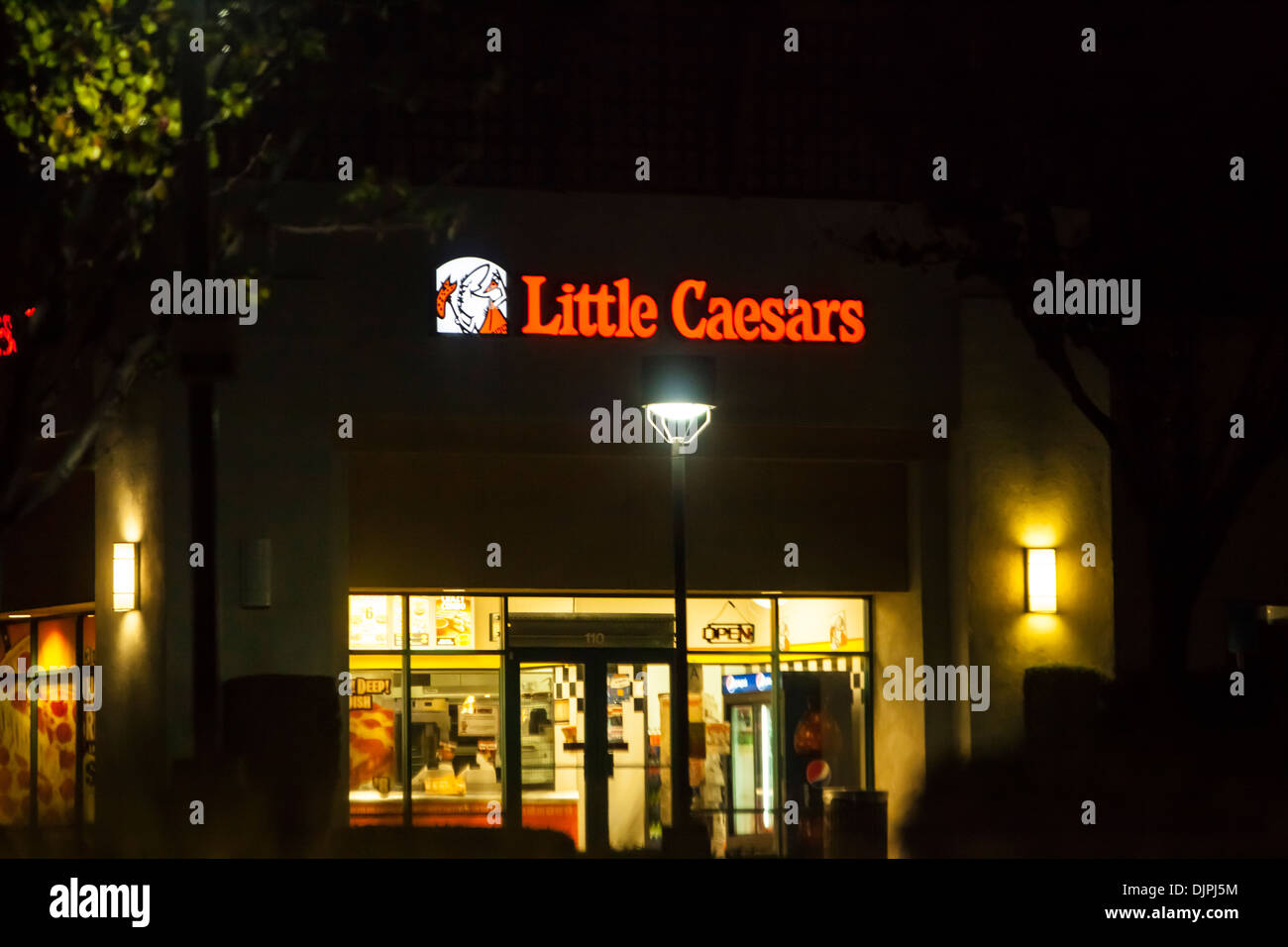 Une sortie pizza Little Caesars de Rancho Cucamonga Californie Banque D'Images