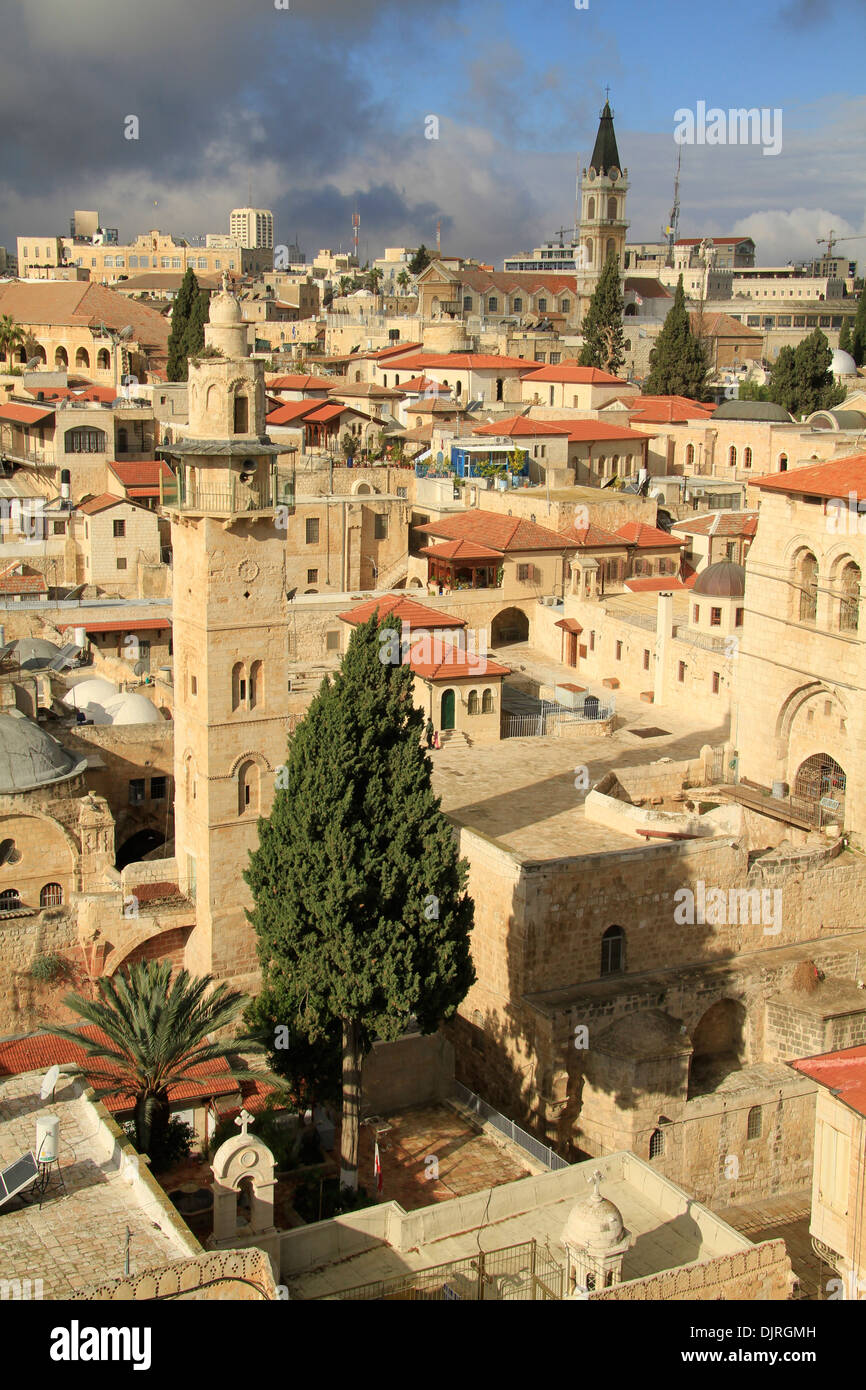 Un cyprès à l'Église orthodoxe grecque de Getsemane etochion «' Banque D'Images