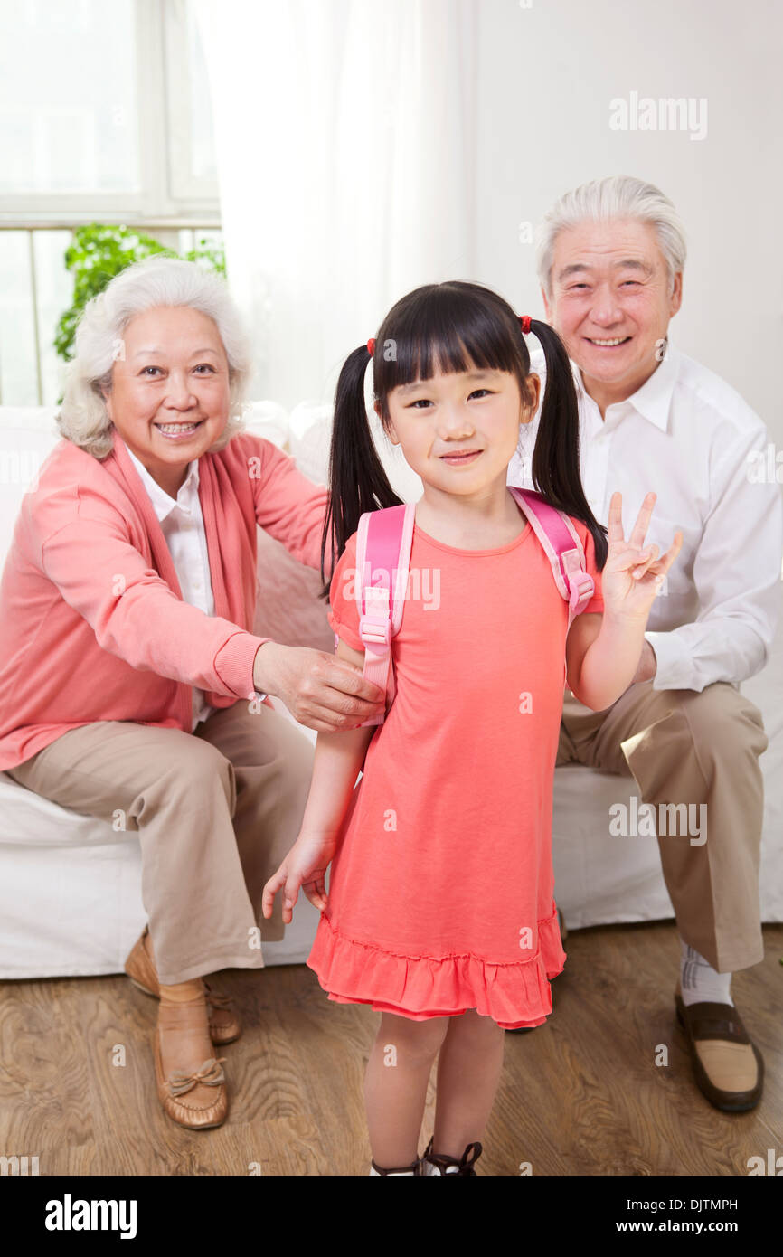Senior couple with granddaughter Banque D'Images