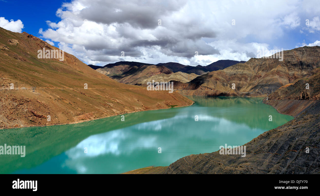 Simi La lake, Préfecture de Shigatsé, Tibet, Chine Banque D'Images