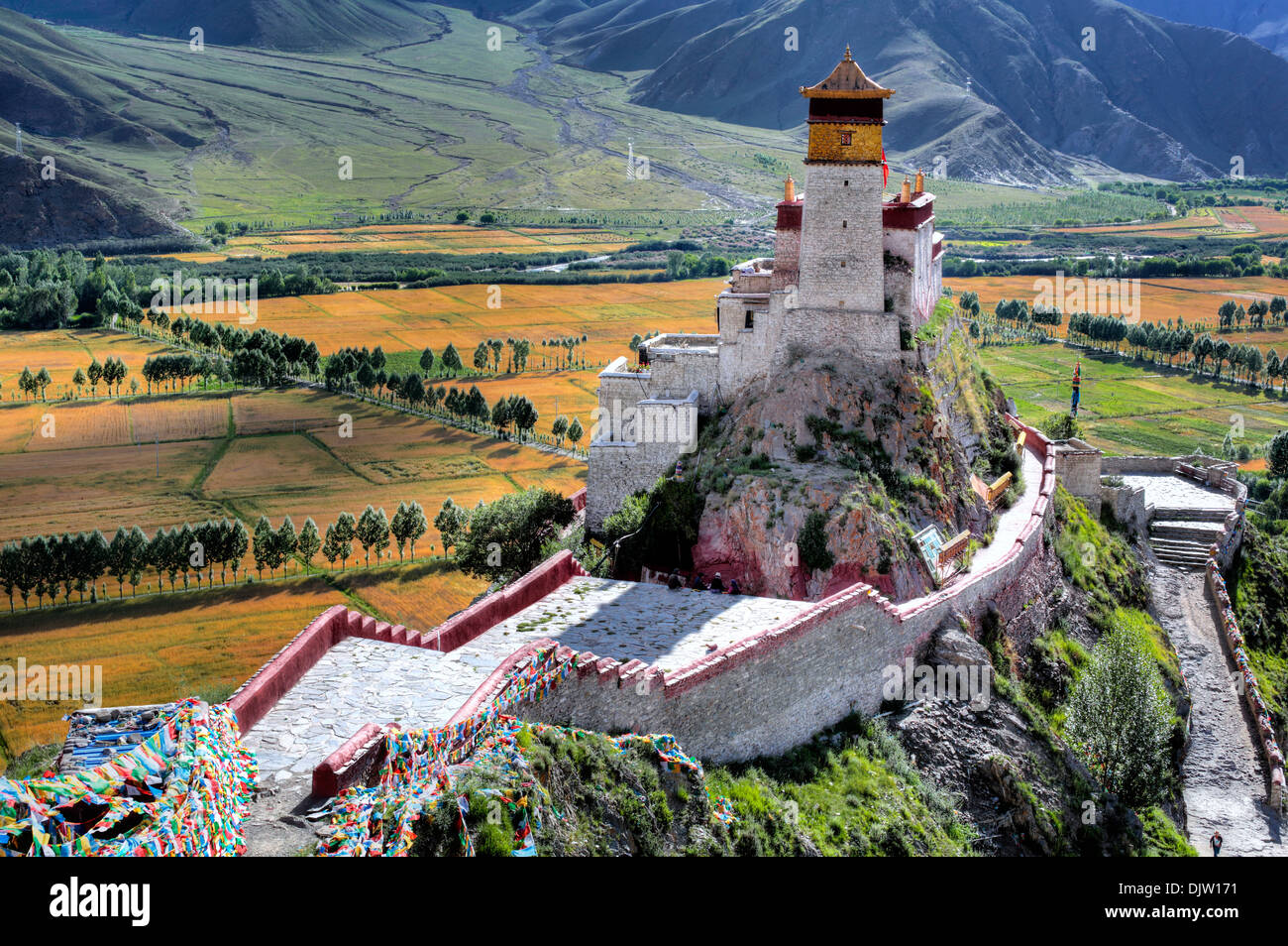 Yumbu Lakhang (Yungbulakang Palace), Lhoka (préfecture de Shannan), Tibet, Chine Banque D'Images