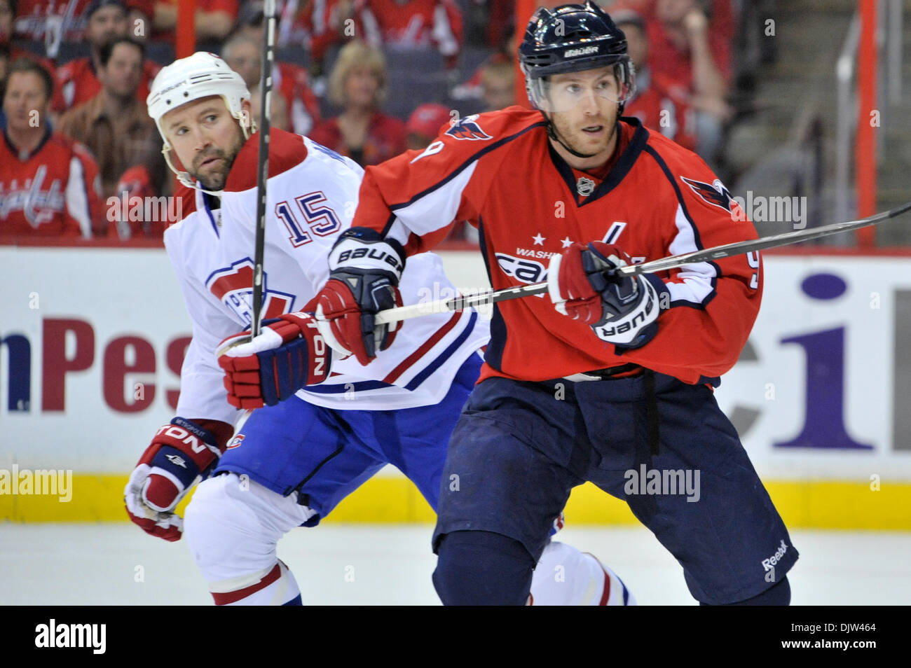 Washington DC, le Verizon Center.Les Capitals de Washington center Brendan Morrison # 9, NHL playoffs jeu 5, jeu d'action entre les Canadiens de Montréal à Washington qui mènent la série 3-1 et perdent à la maison 2-1. (Crédit Image : © Roland Pintilie/global/ZUMApress.com) Southcreek Banque D'Images