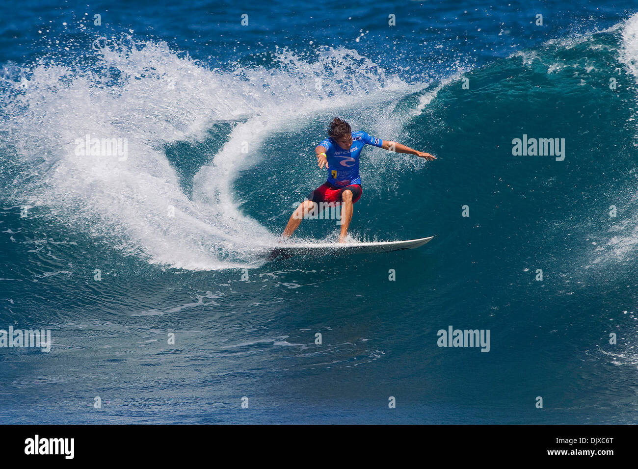 31 Oct 2010 - Isabella, Porto Rico - Wilcard surfer DYLAN GRAVES (Isabela, communication) ont donné des partisans locaux quelque chose se réjouir lorsqu'il bat A. Buchan (AUS) à l'avance dans la ronde 3 de la Rip Curl Pro Search Puerto Rico aujourd'hui. Graves a pris une chaleur de plomb, de l'ouverture avec un 6,67 (sur dix) et suivi d'un 6,43 pour poster une production combinée de chaleur total de 13,10 (sur Banque D'Images