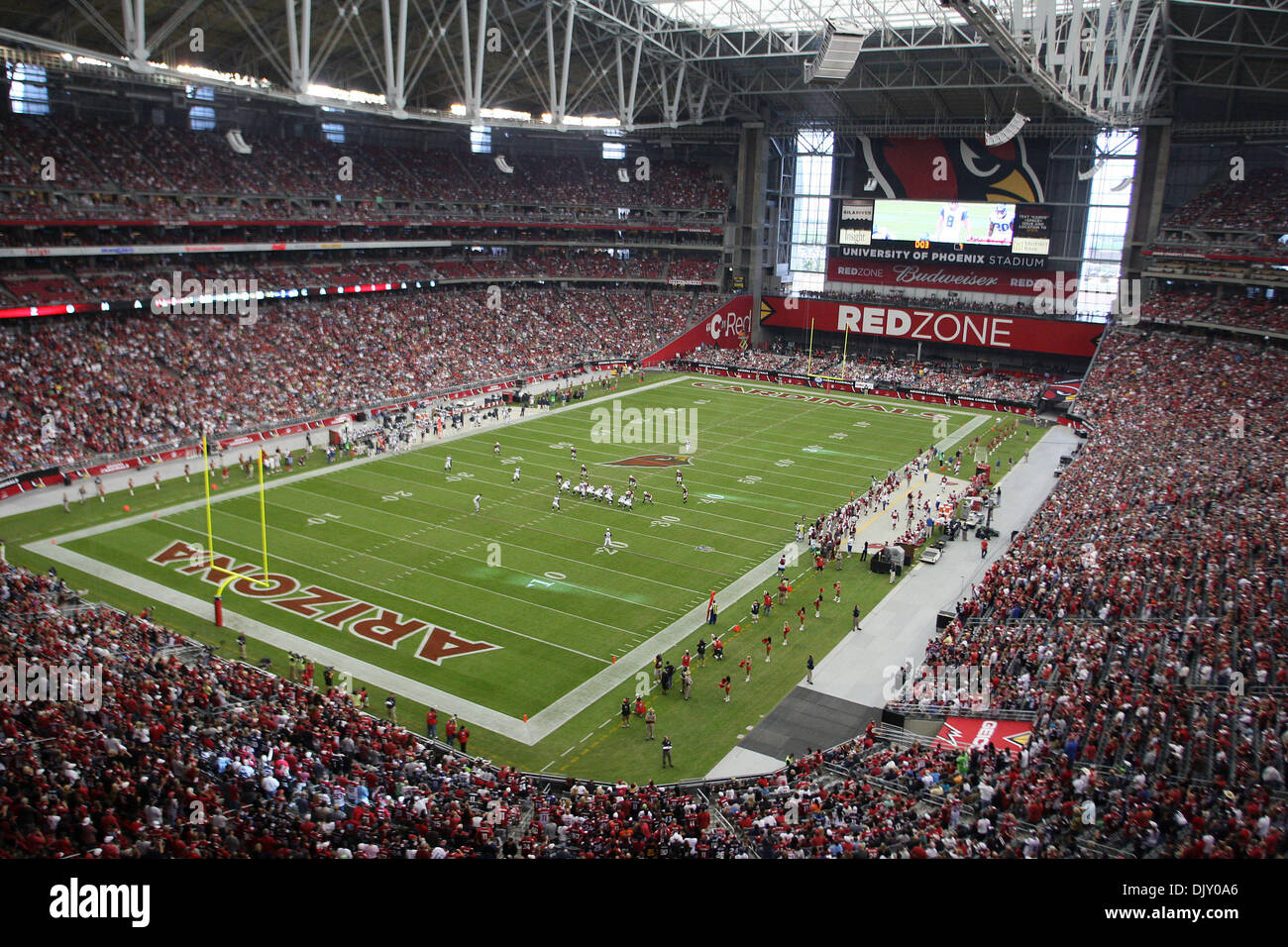 Le 15 novembre 2010 - Glendale, Arizona, États-Unis d'Amérique - dans une bataille de la division Ouest NFC, les Arizona Cardinals prendre sur les Seattle Seahawks au University of Phoenix Stadium de Glendale, Arizona. Les Seahawks défait les cardinaux 36-18. (Crédit Image : © inférieur gène/global/ZUMApress.com) Southcreek Banque D'Images