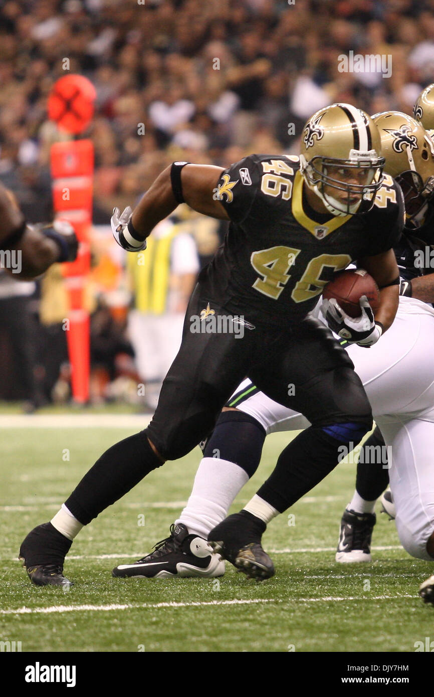 Nov 21, 2010 : New Orleans Saints running back Ladell Betts (46) exécute la balle au cours d'action de jeu entre les New Orleans Saints et les Seattle Seahawks au Louisiana Superdome à la Nouvelle Orléans, Louisiane. Les Saints gagner 34-19. (Crédit Image : © Donald Page/global/ZUMAPRESS.com) Southcreek Banque D'Images