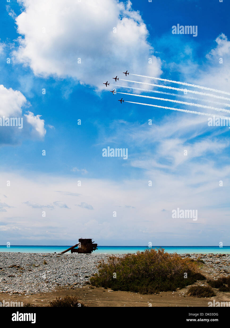 Des flèches rouges RAF Aerobatic afficher au cours de l'hiver de l'équipe formation,Chypre Banque D'Images