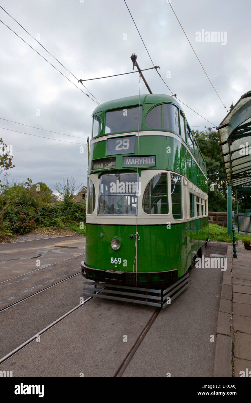 Liverpool : tram No 869 (1938) à l'échelle nationale musée du tramway dans Crich, Derbyshire, Royaume-Uni Banque D'Images