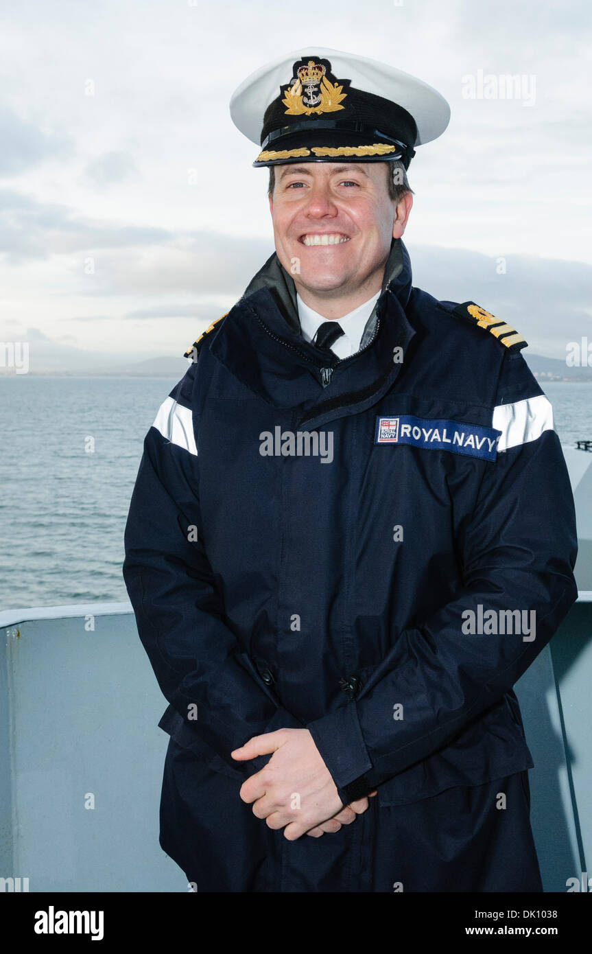 Belfast, Irlande du Nord. 30Th Nov 2013 - commandant du HMS Monmouth Ruddock, une frégate de la Marine royale 23 type de crédit : Stephen Barnes/Alamy Live News Banque D'Images