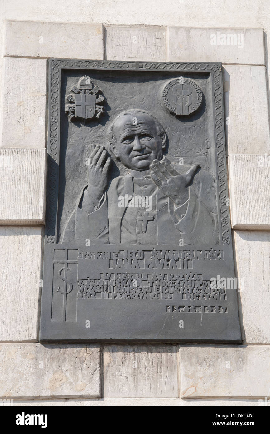 Le Pape Jean Paul II, Monument, Église Sainte Croix, Varsovie, Pologne Banque D'Images