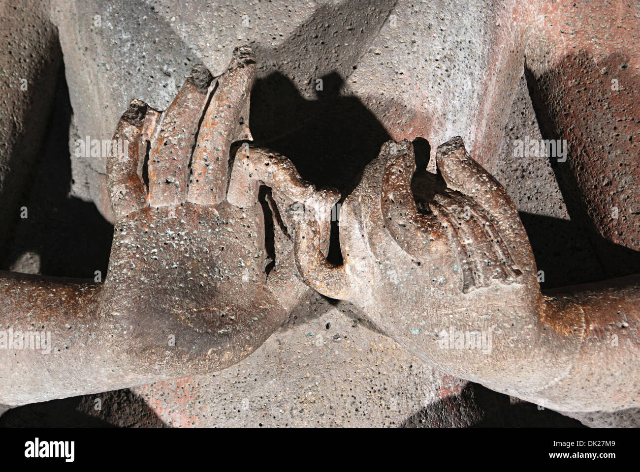 Cave 20 : attitude d'enseignement mudra. Grottes d'Ajanta, Aurangabad, Maharashtra, Inde Banque D'Images