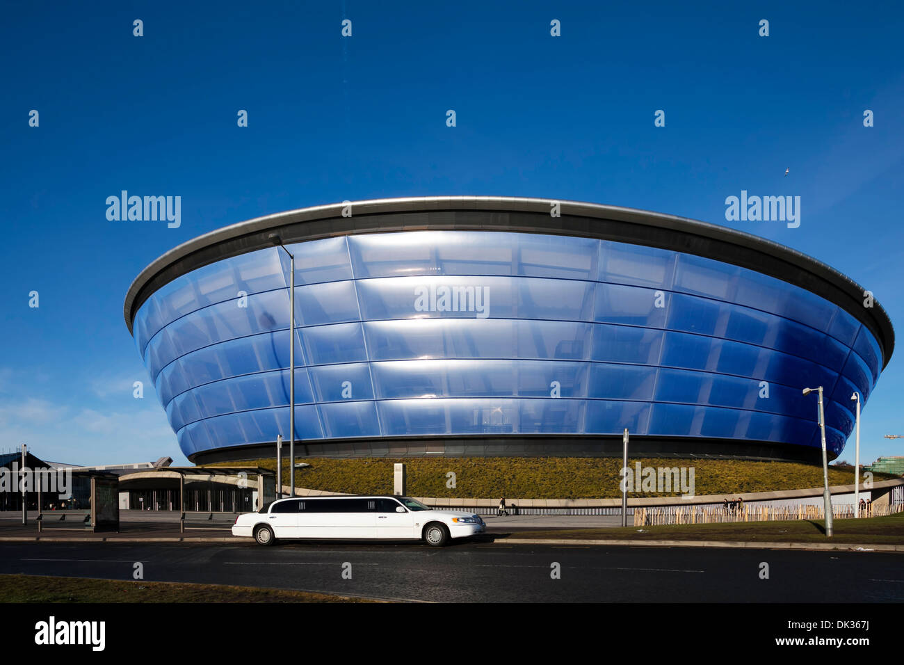 La stretched Limo et l'Hydro de Glasgow en plein soleil Banque D'Images