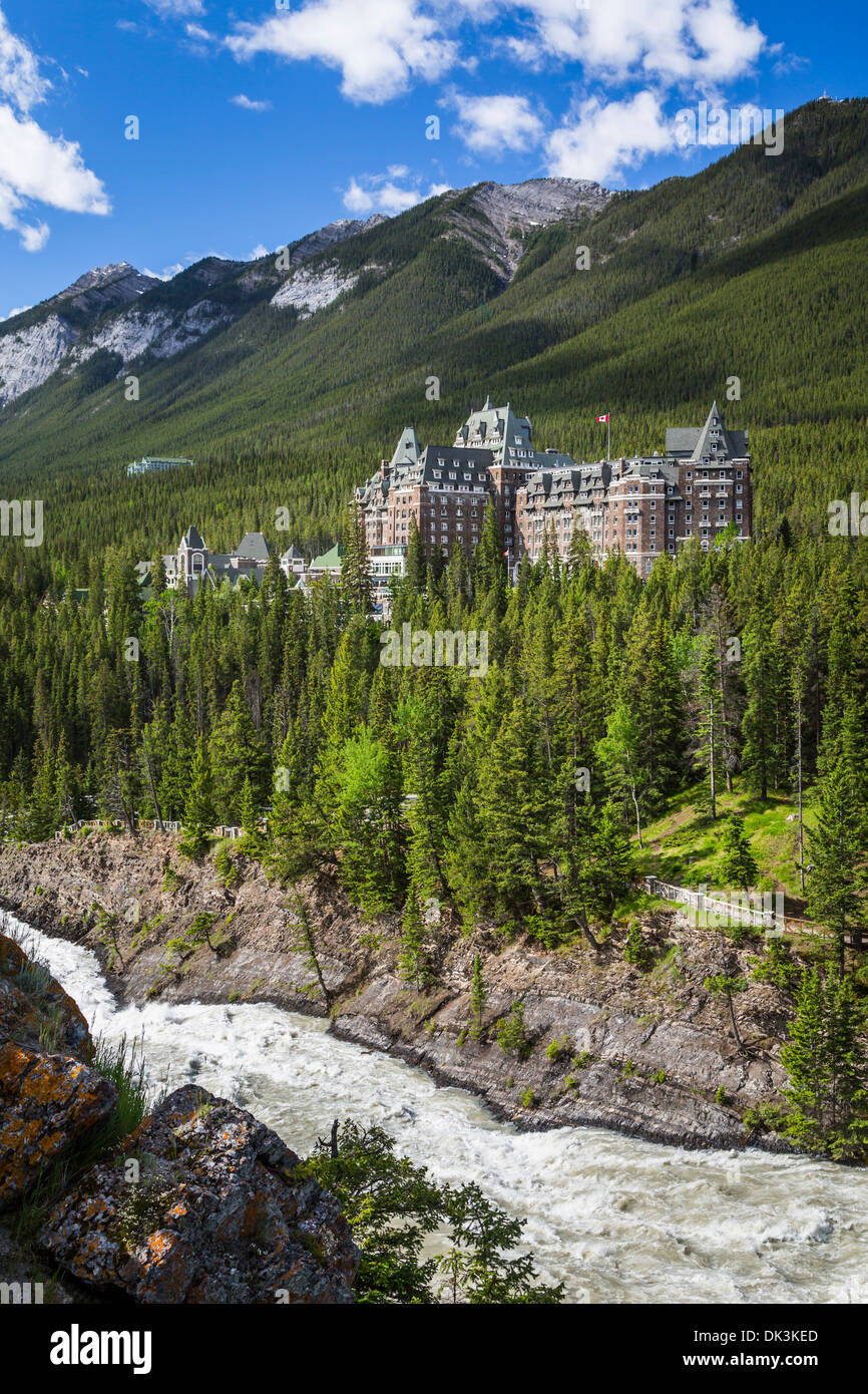 L'Hôtel Fairmont Banff Springs, dans le parc national Banff, Alberta, Canada. Banque D'Images