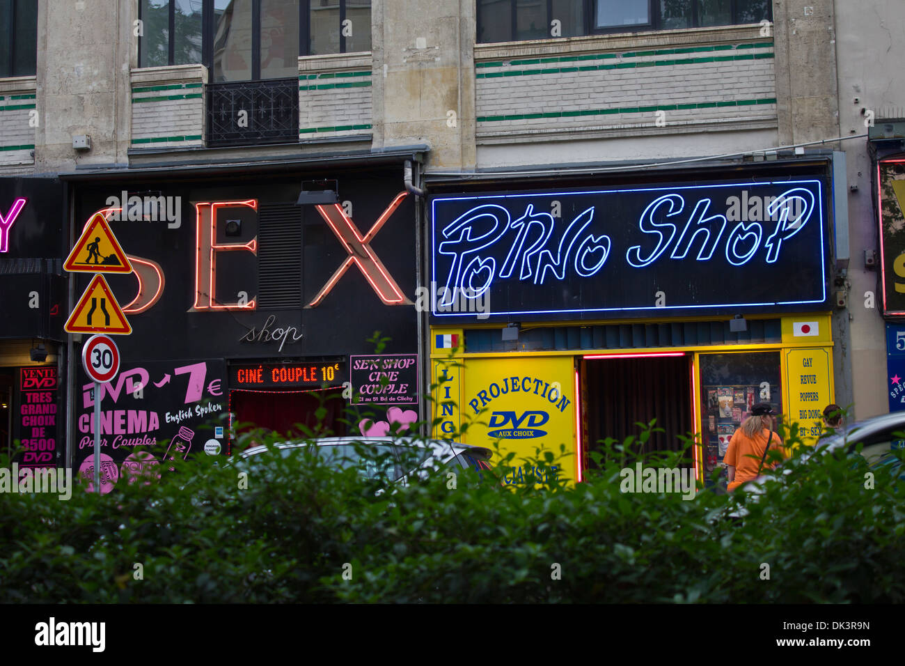 Porno Français Shop - Sexe et Porno Shop sur le Boulevard de Clichy, Paris Photo Stock photo photo