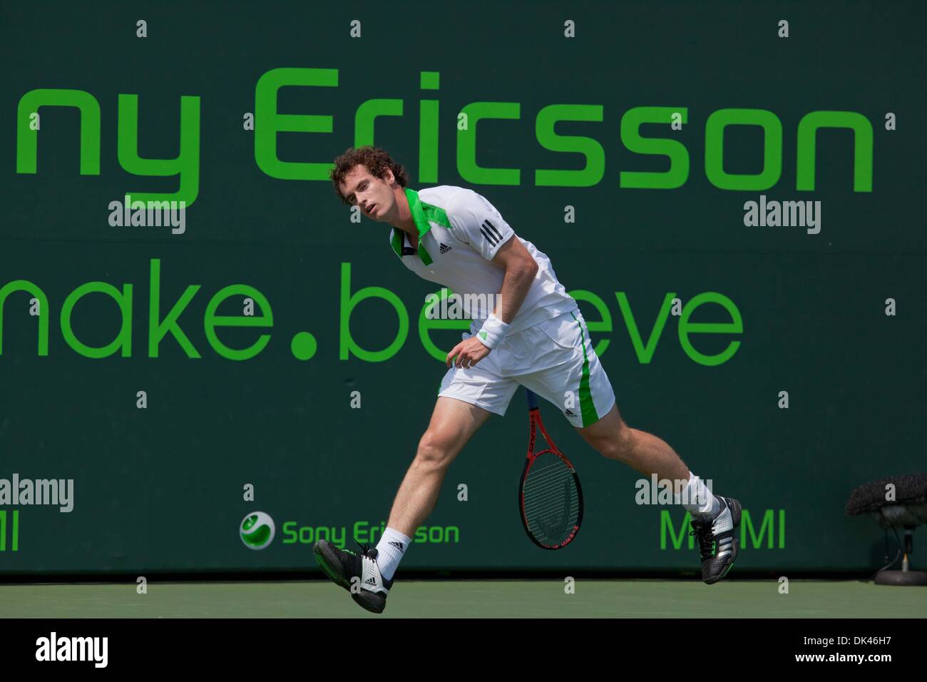 25 mars 2011 - International Tennis - WTA - 2011 Sony Ericcson Open - ven 25 mar 2011 - Le parc Crandon Tennis Center - Key Biscayne - Miami - Floride - USA.Andy Murray (GBR) perd à American Alex Bogomolov 61, 64..Â© Andrew Patron/Bigshots (Photographie Image Crédit : © Andrew Patron/ZUMAPRESS.com) Banque D'Images