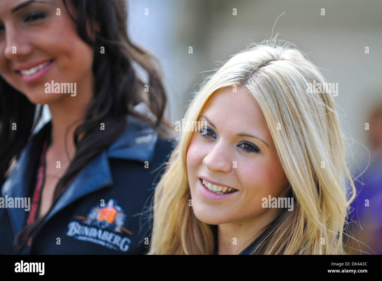 27 mars 2011 - Melbourne, Victoria, Australie - Bundaberg Rum filles à la Formule 1 2011 Grand Prix d'Australie au circuit d'Albert Park, Melbourne, Australie. (Crédit Image : © basse Sydney/global/ZUMAPRESS.com) Southcreek Banque D'Images