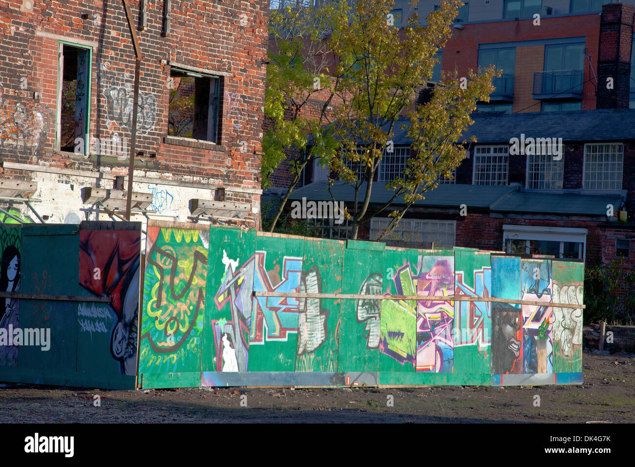 Déréliction urbaine et de graffitis, Sheffield, Angleterre Banque D'Images