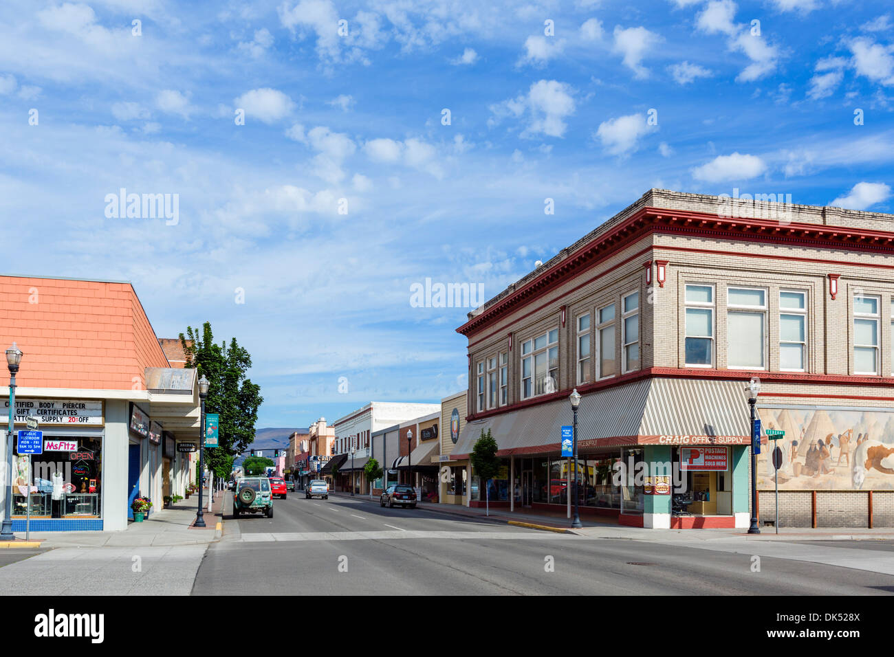 East Second Street dans le centre-ville de The Dalles, Oregon, USA Banque D'Images