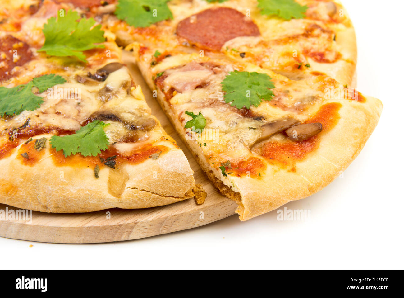 Pizza à la Mozzarella, Bacon et champignons Banque D'Images