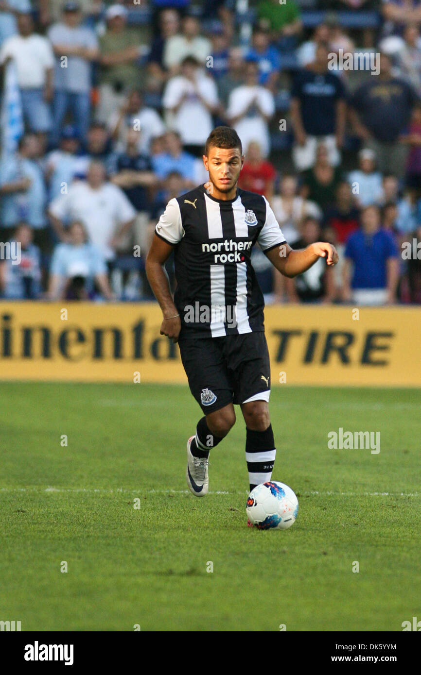 20 juillet 2011 - Kansas City, Kansas, États-Unis - Milieu de terrain de Newcastle United Hatem Ben Arfa (37) dribble la balle. Newcastle United et Sporting KC joué à un tirage de 0-0 à leur premier match de leur tournée américaine à LIVESTRONG Sporting Park à Kansas City, Kansas. (Crédit Image : © Tyson Hofsommer/global/ZUMAPRESS.com) Southcreek Banque D'Images