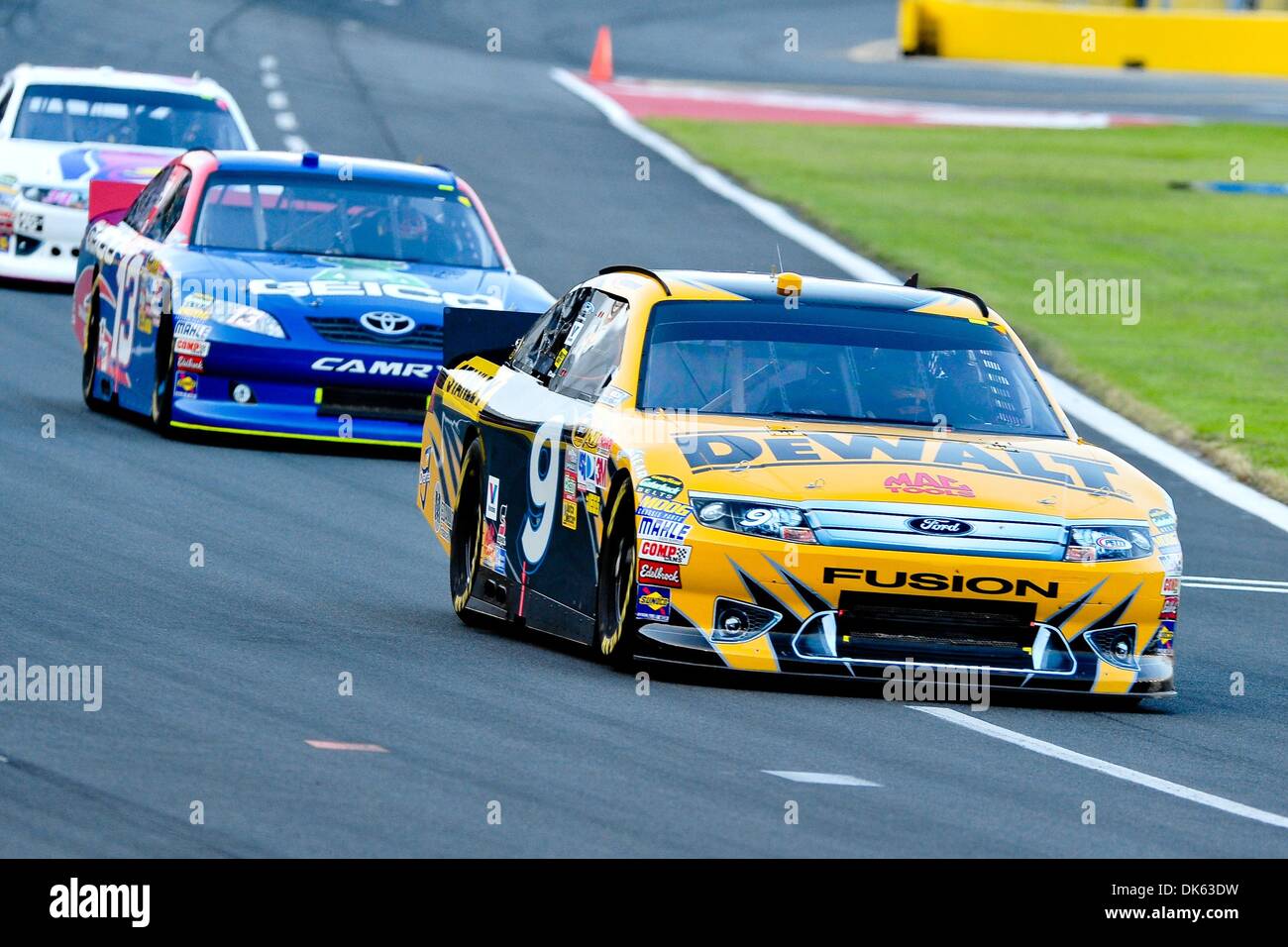21 mai 2011 - Concord, Caroline du Nord, États-Unis d'Amérique - .Sprint Cup Series driver Marcos Ambrose (9) au cours de la All Star course sur le Charlotte Motor Speedway à Concord, Caroline du Nord (Image Crédit : © Anthony Barham/global/ZUMAPRESS.com) Southcreek Banque D'Images