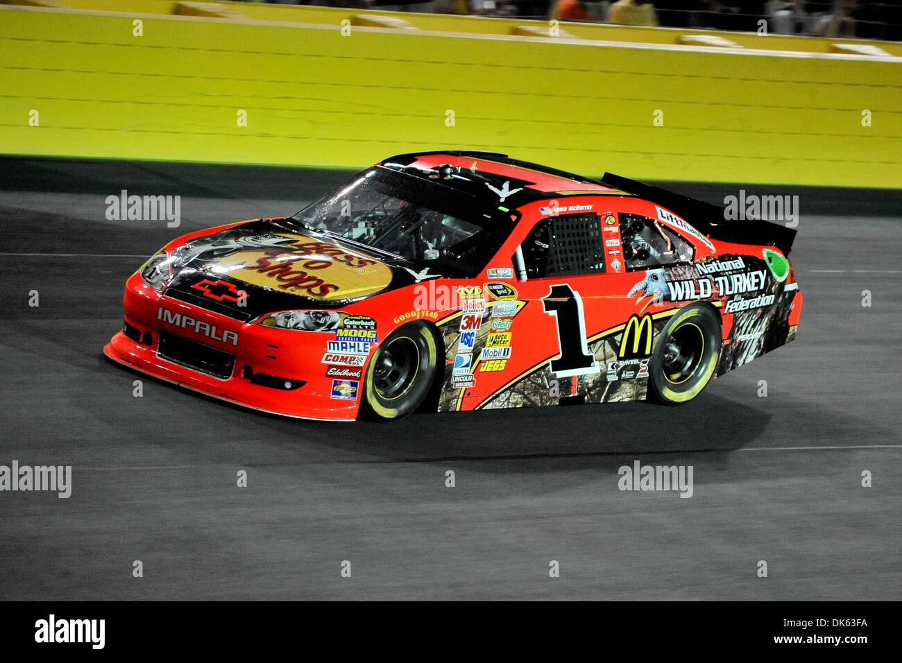 21 mai 2011 - Concord, Caroline du Nord, États-Unis d'Amérique - Sprint Cup Series driver Jamie McMurray (1) au cours de la All Star course sur le Charlotte Motor Speedway à Concord, Caroline du Nord (Image Crédit : © Anthony Barham/global/ZUMAPRESS.com) Southcreek Banque D'Images