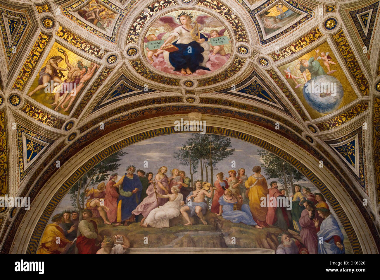 Le Parnasse, une fresque conçu et peint par Raphaël (Raffaello Sanzio da Urbino) dans le Palais apostolique, Cité du Vatican. Banque D'Images