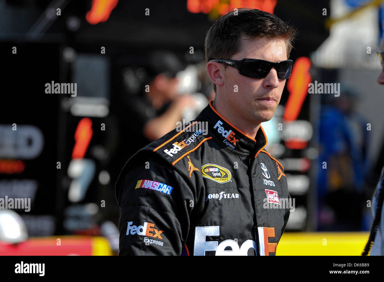 29 mai 2011 - Concord, Caroline du Nord, États-Unis d'Amérique - Coupe Sprint Denny Hamlin driver (11) fait son chemin vers le bas pit road à Charlotte Motor Speedway à Concord, Caroline du Nord (Image Crédit : © Anthony Barham/global/ZUMAPRESS.com) Southcreek Banque D'Images