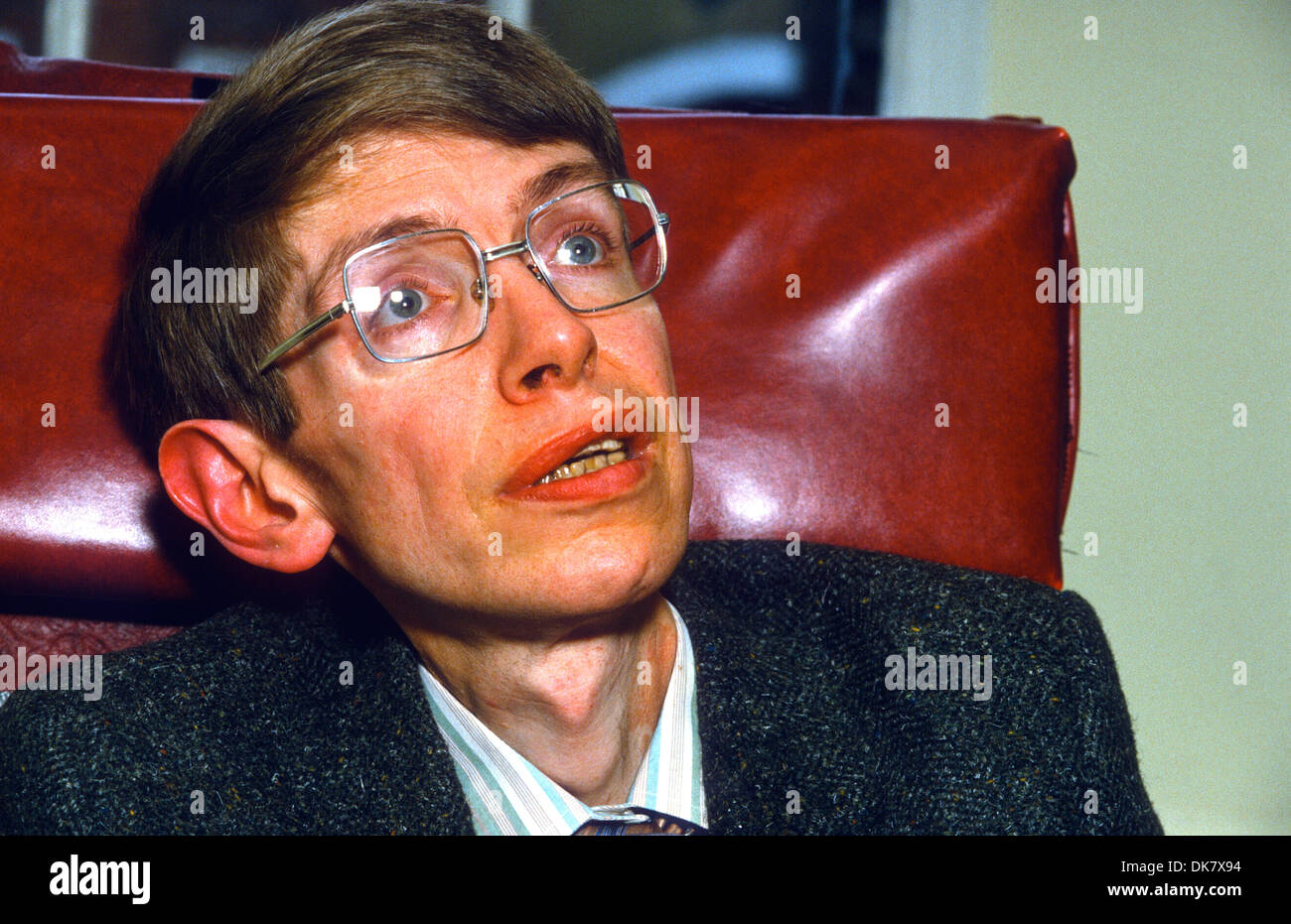 Stephen William Hawking CH CBE FRS FRSA est un physicien théorique, cosmologiste et l'auteur. Banque D'Images