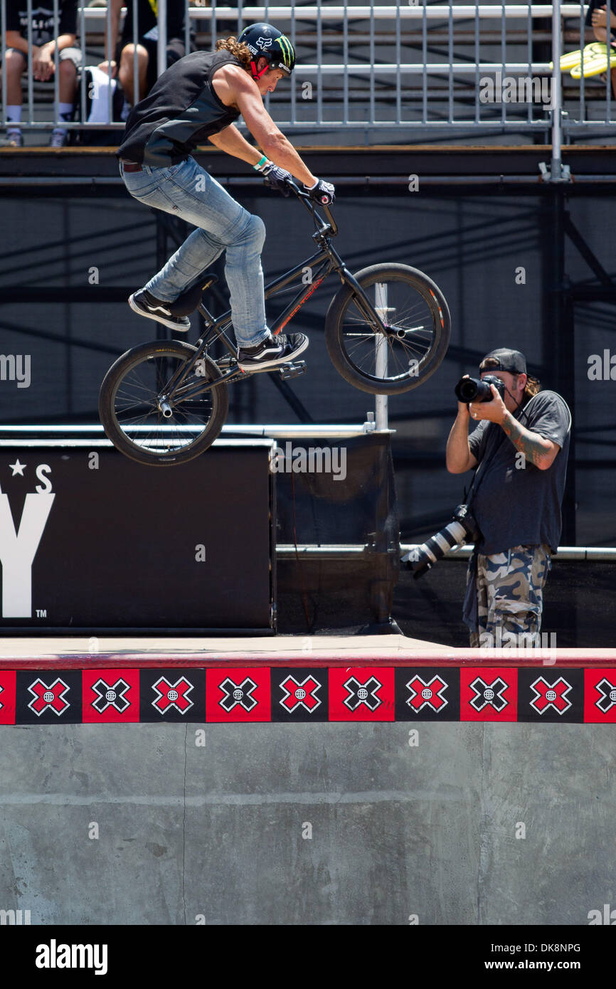 28 juillet 2011 - Los Angeles, Californie, États-Unis - Scotty Cranmer est concurrentiel dans le BMX Freestyle Park-Élimination à Pont de l'événement à Los Angeles. Vivre à Los Angeles, Californie. Cranmer a terminé 2e dans la partie d'élimination. (Crédit Image : © Chris Hunt/ZUMApress.com) Southcreek/mondial Banque D'Images