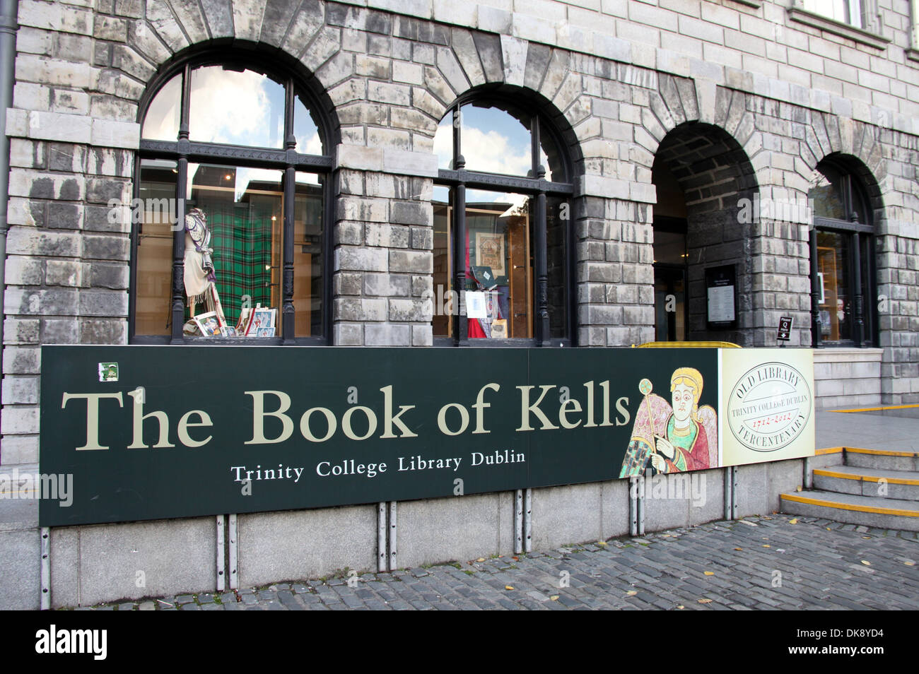 L'ancienne bibliothèque et le Livre de Kells Exposition au Trinity College de Dublin Banque D'Images